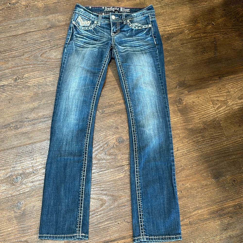 Antique rivet jeans